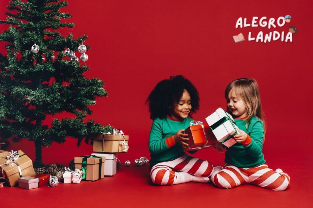 Crianças no amigo oculto abrindo presentes de natal